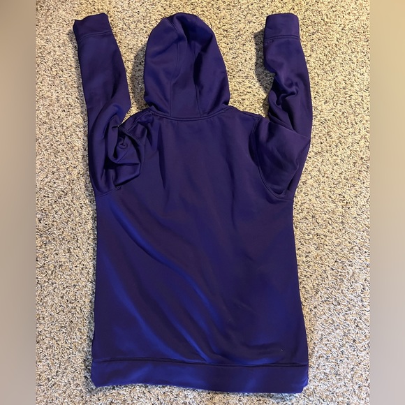 University of Washington Purple Sweatshirt - Picture 2 of 3